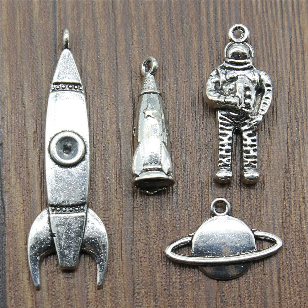 Vintage Fashion Wholesale - 10 個チャームロケットアンティークシルバーカラー宇宙飛行士チャームペンダントブレスレット惑星チャーム卸売