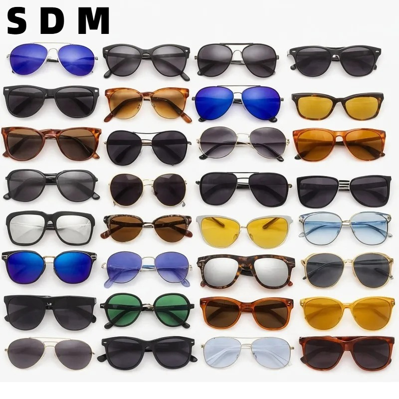 Vintage Fashion Reseller - 卸売40個入りミックスファッションサングラス、アビエイター、ラウンド、スクエア、ヴィンテージサングラス、UV400保護、ユニセックスアイウェア、再販業者向け