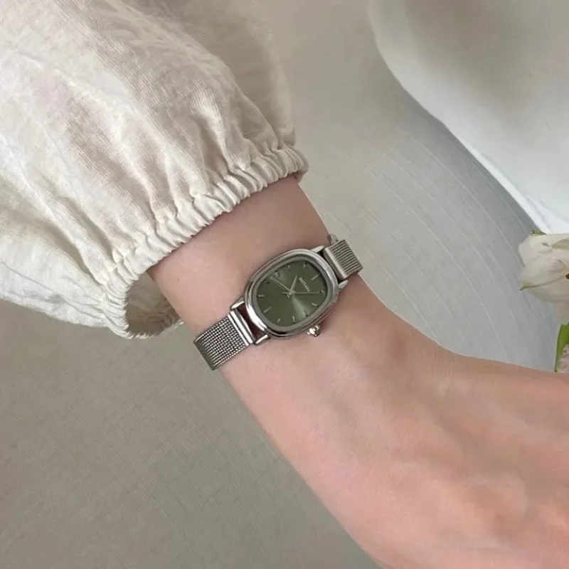 Vintage Fashion Watches - 小さなオーバルダイヤルグリーン腕時計シンプルなステンレス鋼レディース腕時計ブランドの女性の高級ギフトクォーツ時計ドロップシッピング