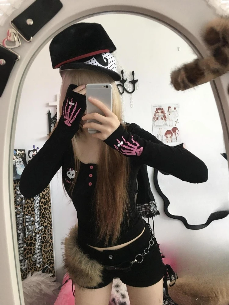 Y2K ヴィンテージ漫画プリント Tシャツ レディース 20 - Vintage Women Fashion のレビューと価格