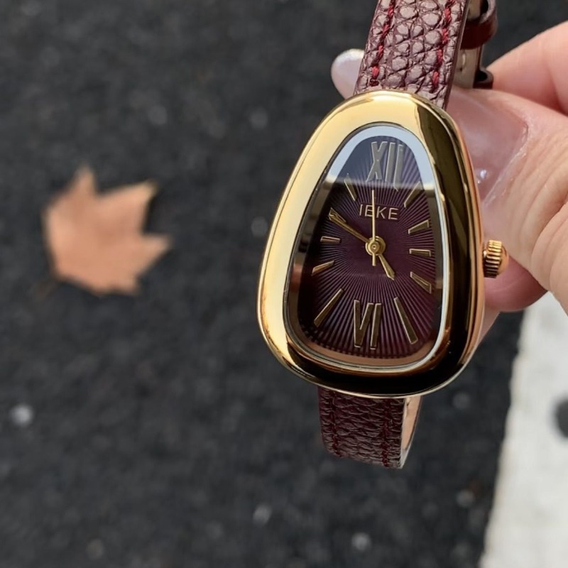 LEKE アンコラ レッド ヴィンテージ ファッション スネ - Vintage Fashion Watches のレビューと価格
